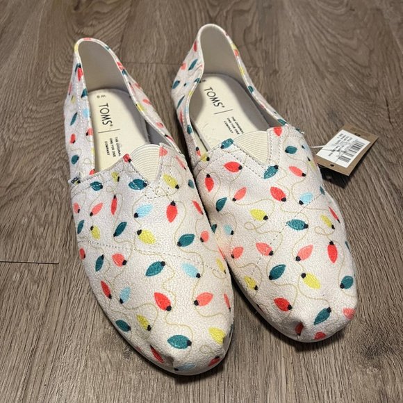 TOMS NWT Beige Belmont Natural Tree Lights Holiday Print Canvas Slip-on Shoes - Picture 2 of 10